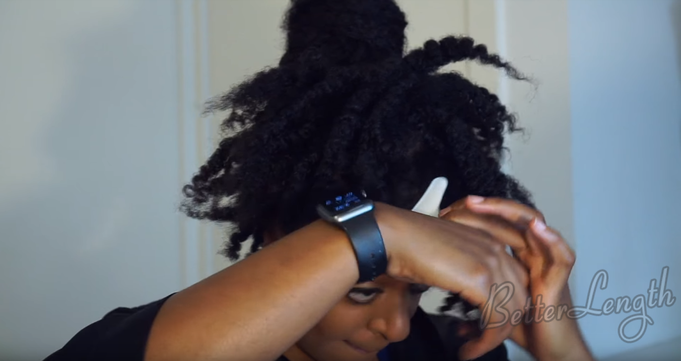4C HAIR PIN-UP INSPIRED UPDO WITH CLIP-INS Tutorial_10